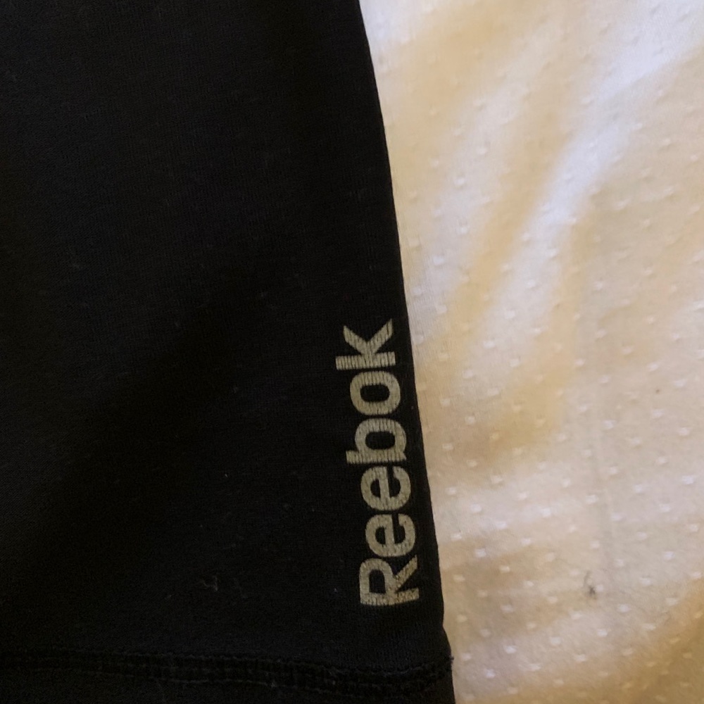 Reebok workout capris - Picture 2 of 4